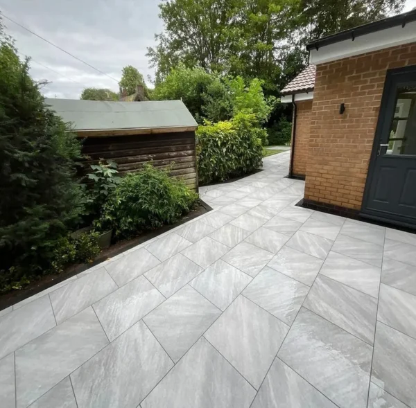 Mode Profiled Porcelain Paving - Image 3