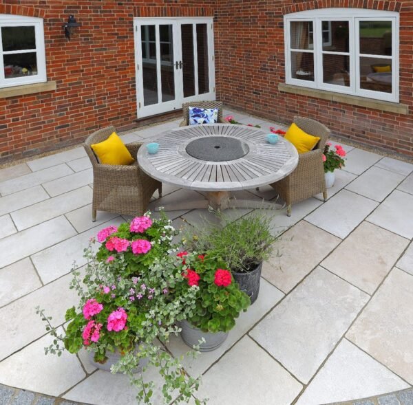 Romeli Porcelain Paving